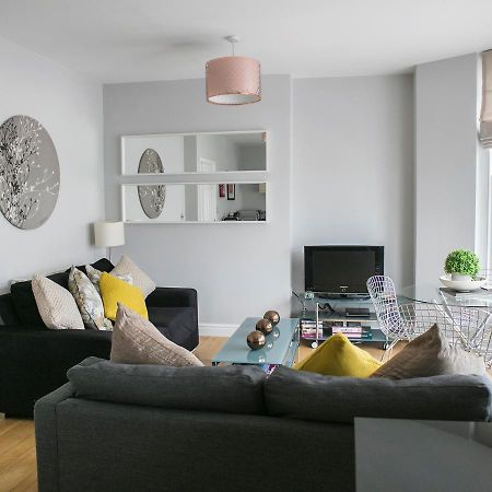 The Green House Classic 2 Bedroom Apartment Harrogate Buitenkant foto