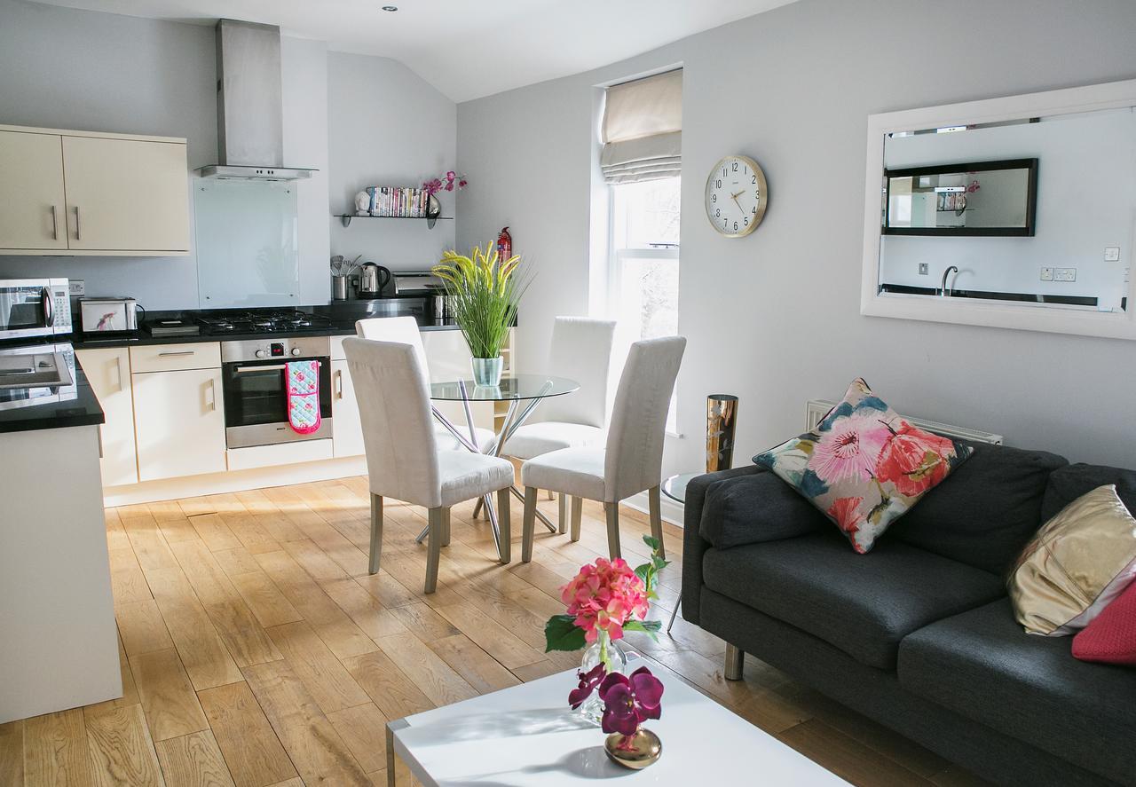 The Green House Classic 2 Bedroom Apartment Harrogate Buitenkant foto