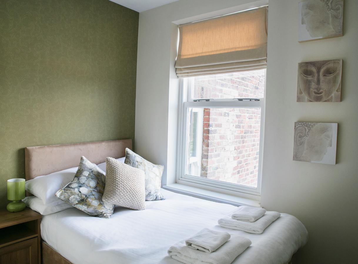 The Green House Classic 2 Bedroom Apartment Harrogate Buitenkant foto